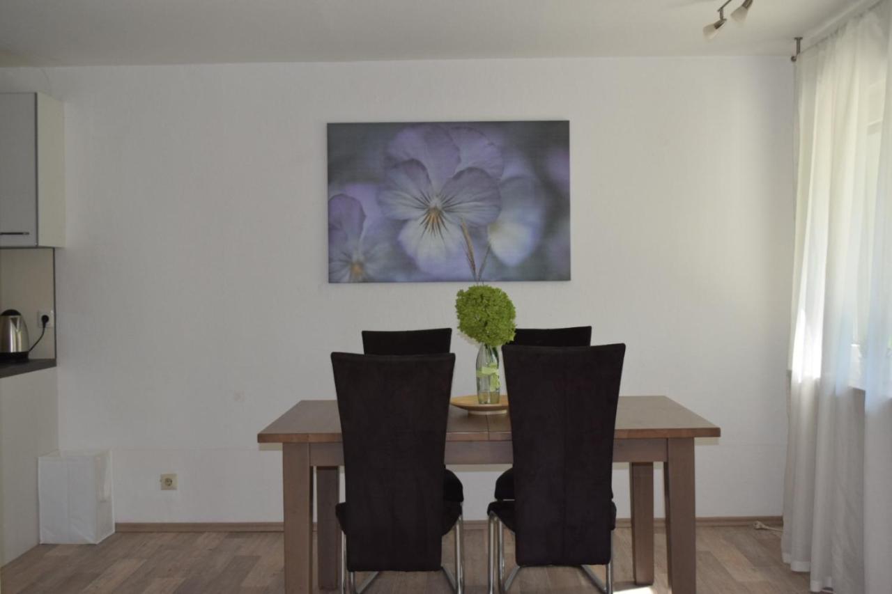 Tango Ferienwohnung Winnenden Exterior foto